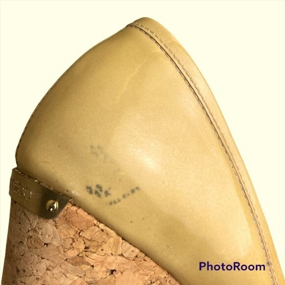 Jimmy Choo Beige Patent Leather Papina Wedge Pumps Size 37 - Picture 10 of 10
